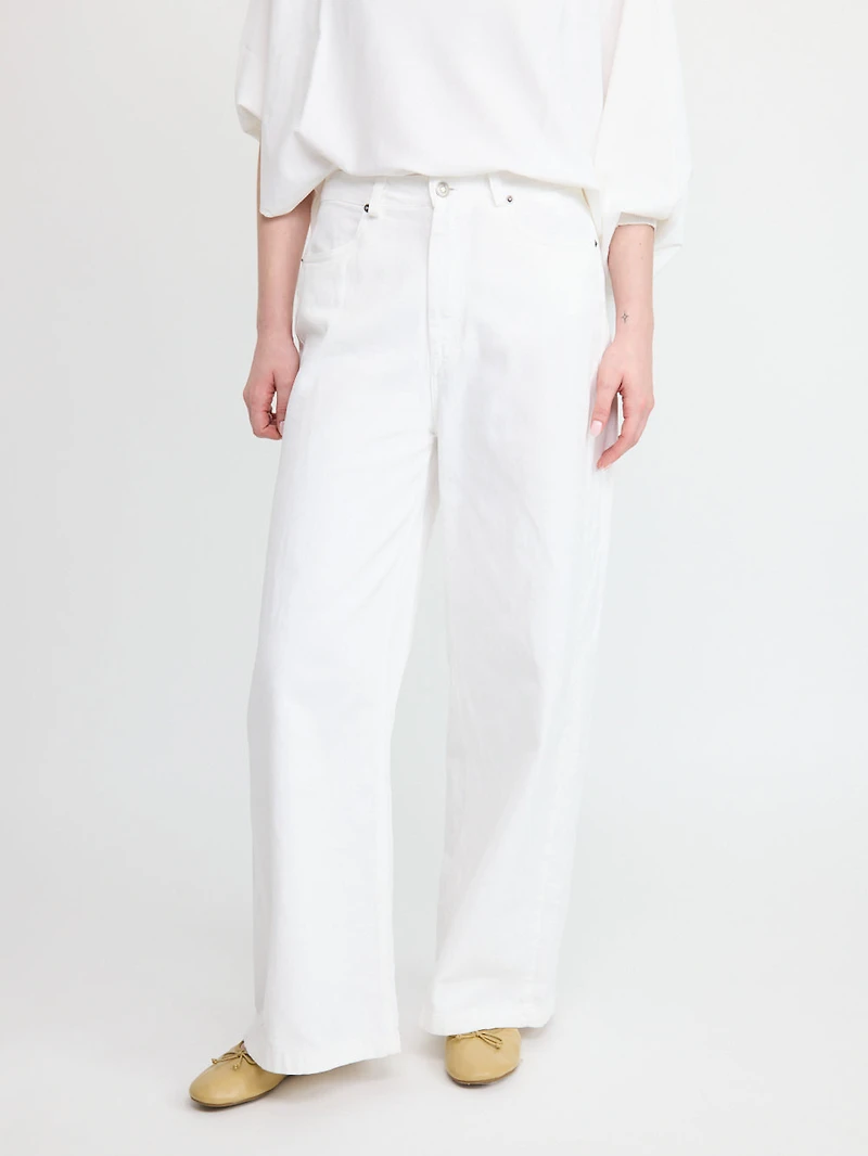 Leg High-Waist Pants