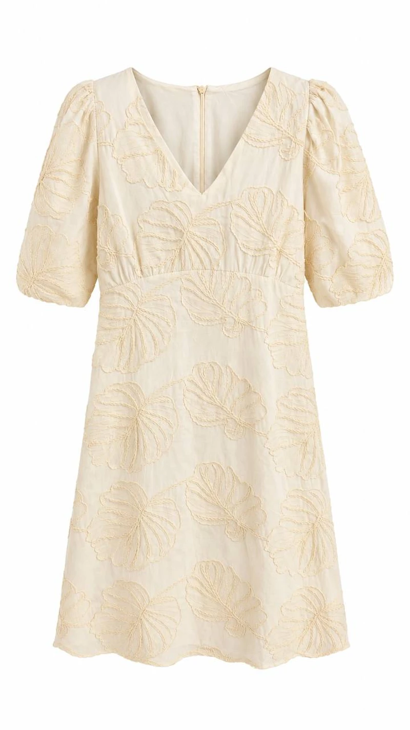 ROBE COURTE BRODÉE