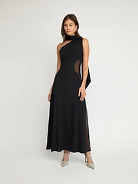 Robe longue asymétrique avec détails en maille
