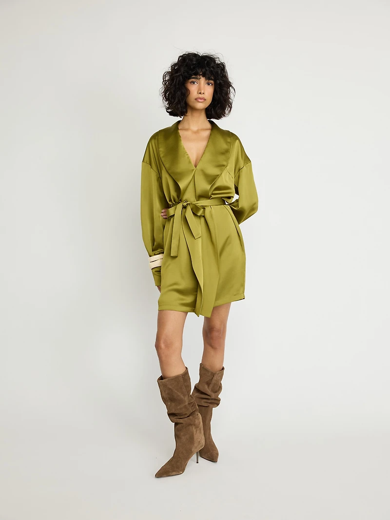 Mini-robe portefeuille en satin