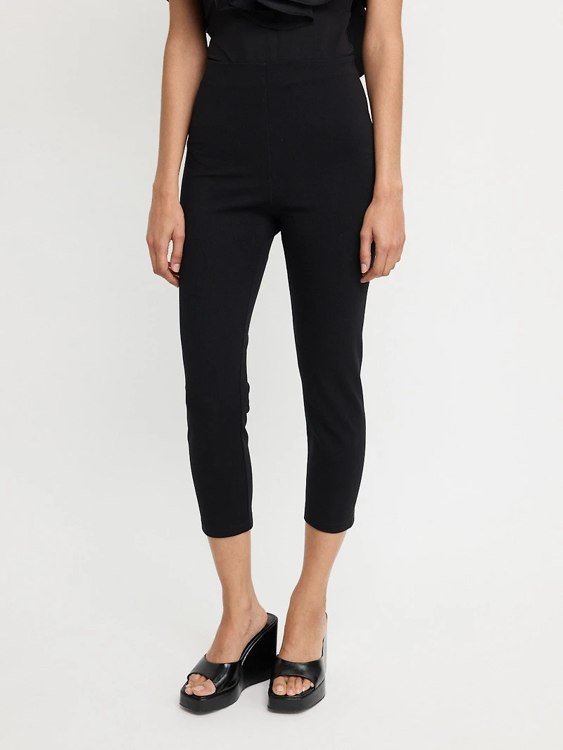 Capri Pants
