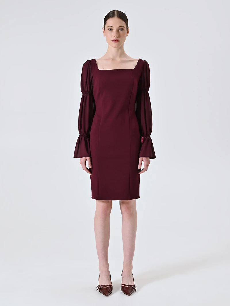 Robe à manches bouffantes