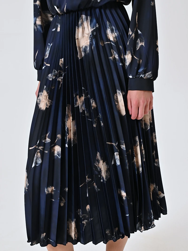 Floral Dress with Pleated Skirt