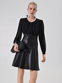 Robe courte à manches bouffantes