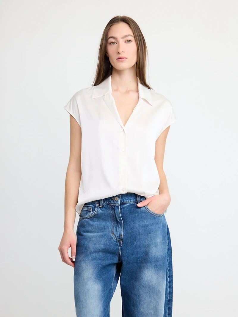 Shirt with Classic Collar