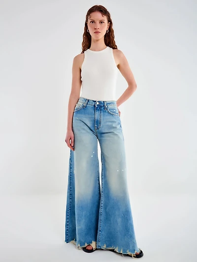 Extra Wide Leg Jeans