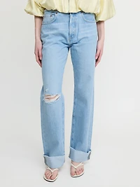 Essential Distressed Jeans