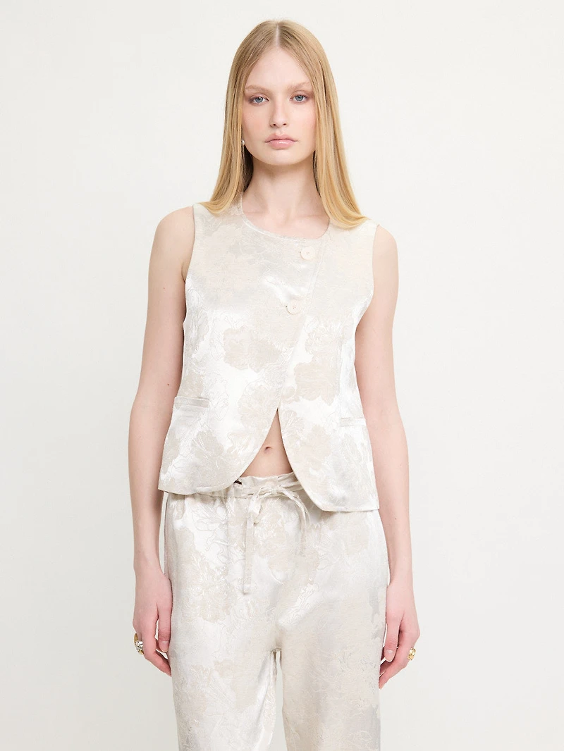 Sleeveless Jacquard Vest