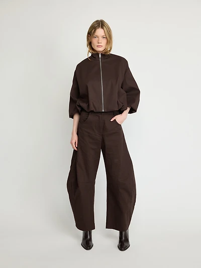 Pantalon sur mesure à ourlet fendu