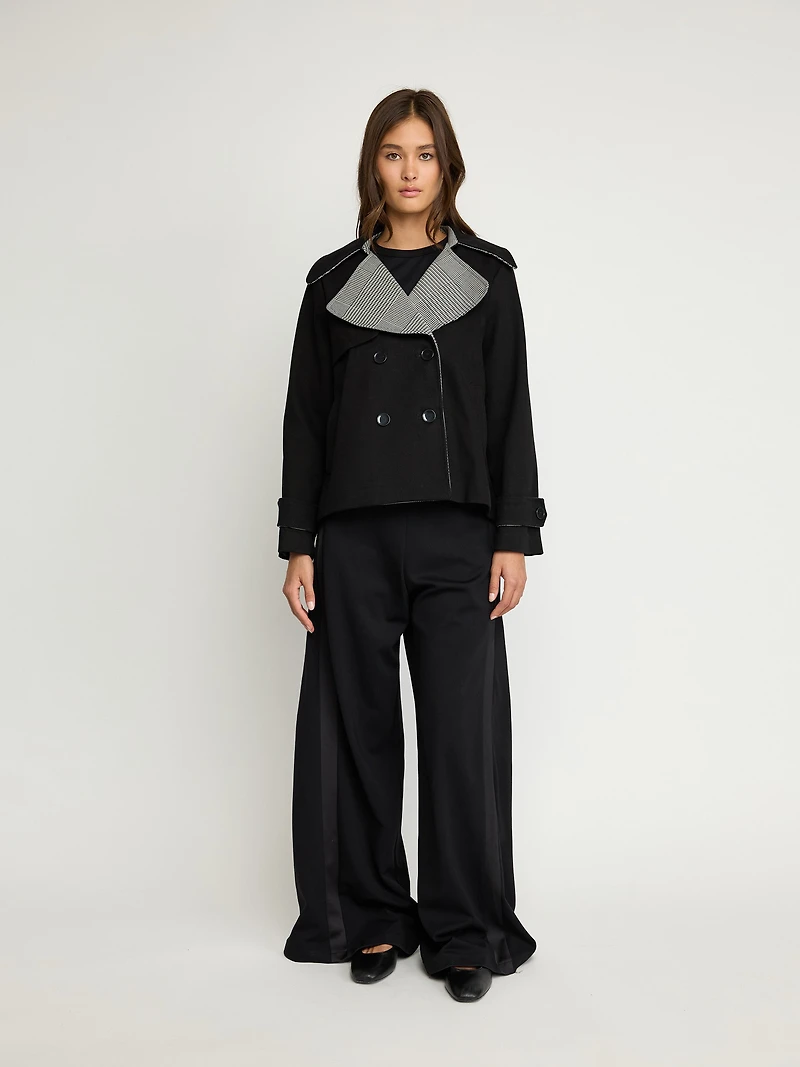 Cropped Double-Breasted Jacket with Contrast Collar