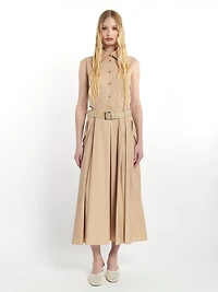 Sleeveless dress with belt