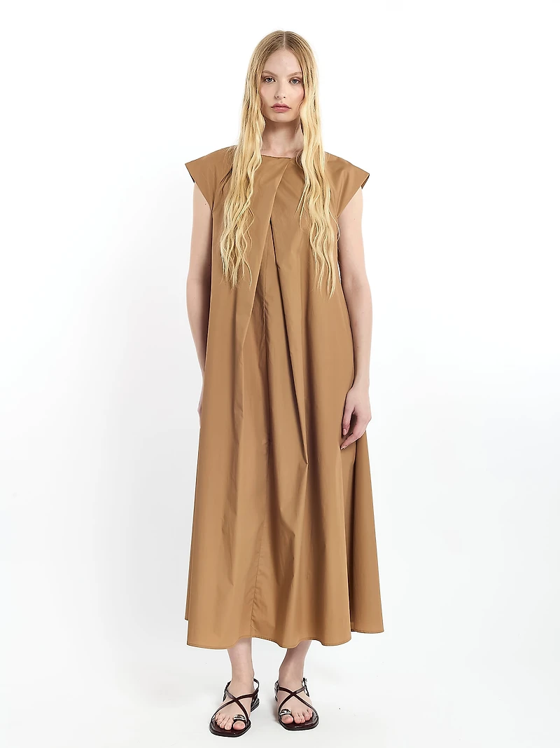 Robe avec détails plissés