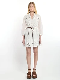 Robe en broderie ajourée