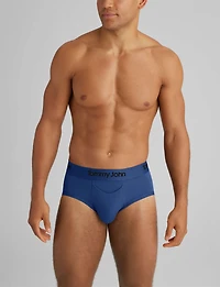 Second Skin Brief