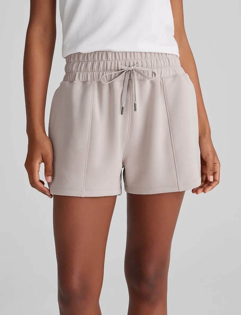 Women's Luxe Traveler Knit Short