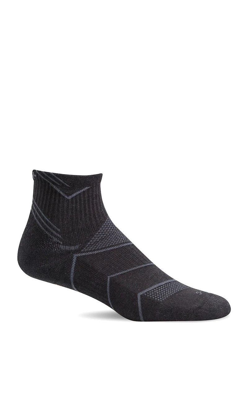 Sockwell - Moderate Compression Incline Quarter SW11M Black Solid Men's