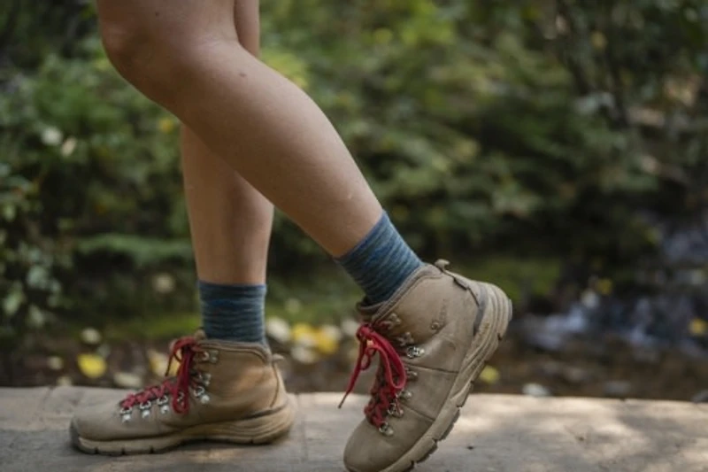 DARN TOUGH - Light Hiker Lightweight Micro Crew  Neptune Women's