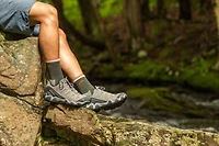 Darn Tough - Hiker Midweight Micro Crew Olive Men's