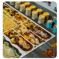 Honey Buzz - Deluxe (Anglais)