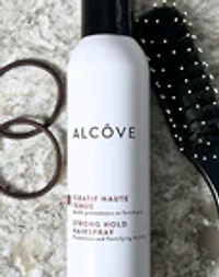 Alcove | Styling | Fixatif Haute Tenue (210 g / 7.4 oz) — Fixe ton style avec élégance et assurance.
