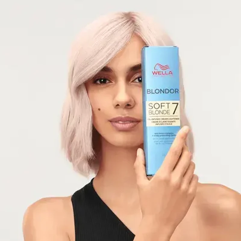 WELLA - BLONDOR | SOFT BLONDE 7 Douceur Blonde Éclaircissant en Crème à Base d'Huile 200g (7 oz)