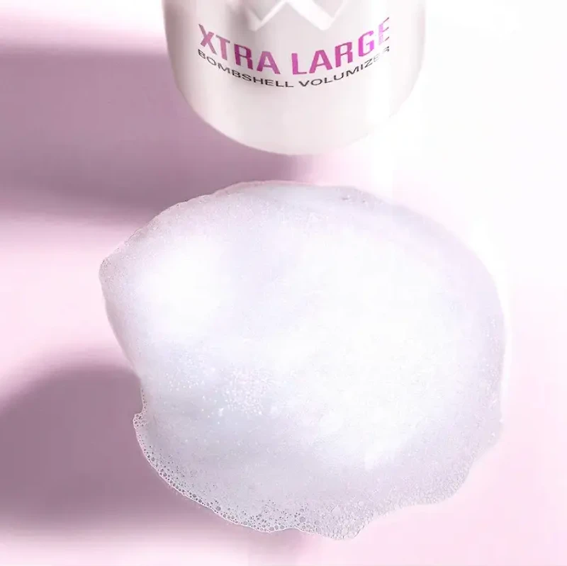 Xtra Large | Volumateur Bombshell (195 ml / 6.5 oz) – Mousse légère qui densifie, lifte et garde un toucher souple