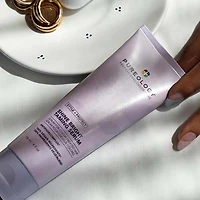 Style + Protect | ***Shine Bright . Taming Serum