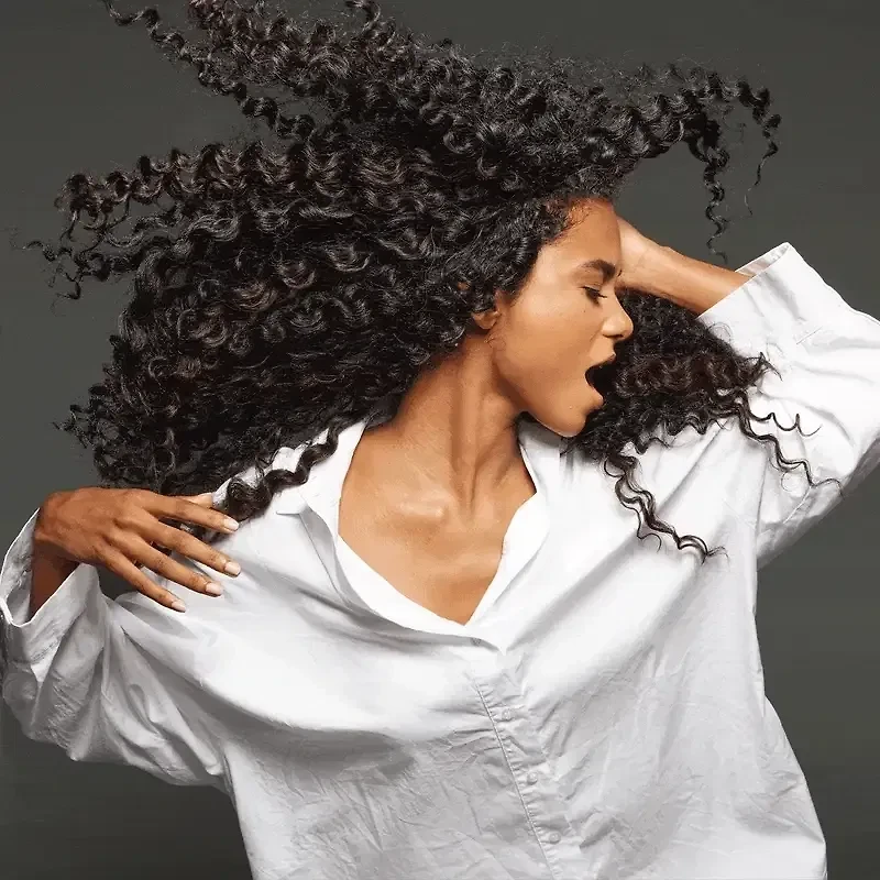Curl | Shook Shake & Define Sublime Spray – Lightweight mist to refresh and define curls