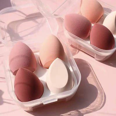 Beauty Accessory | Industria Makeup Sponges – 4 Color Box for Smooth Application