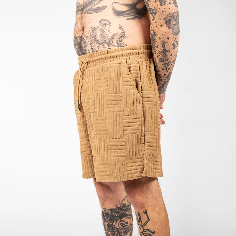 WLKN : Manny Shorts, S