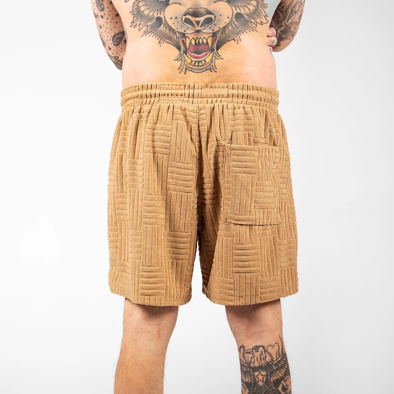 WLKN : Manny Shorts, S