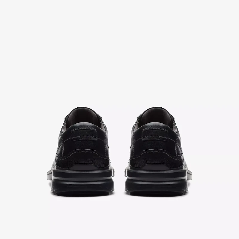 CLARKS Gessler Lace 26171539 BLACK