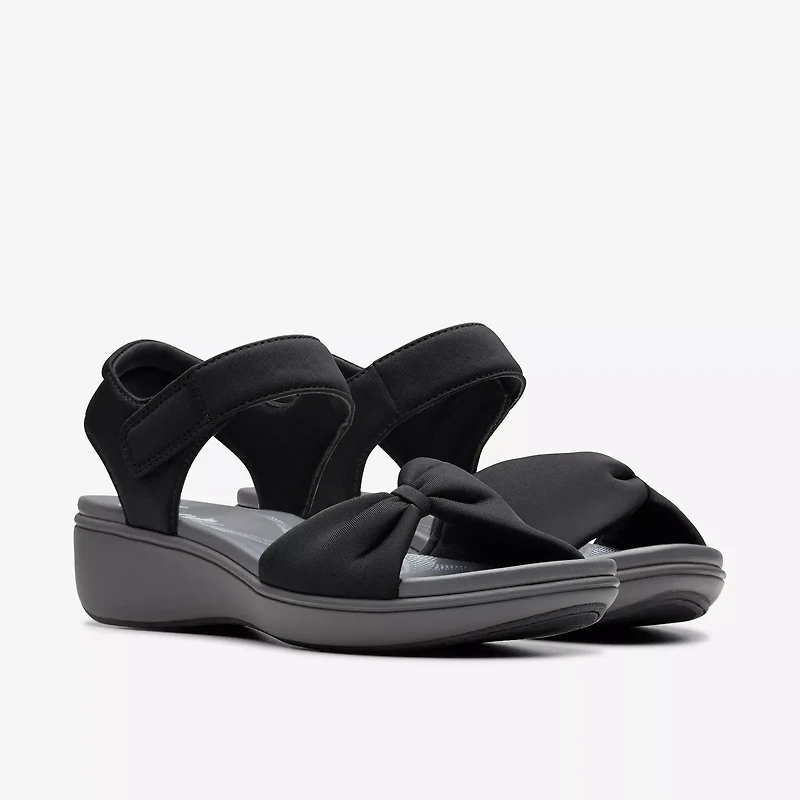 CLARKS BreezeRae Sara 26181864 Bk-Strap