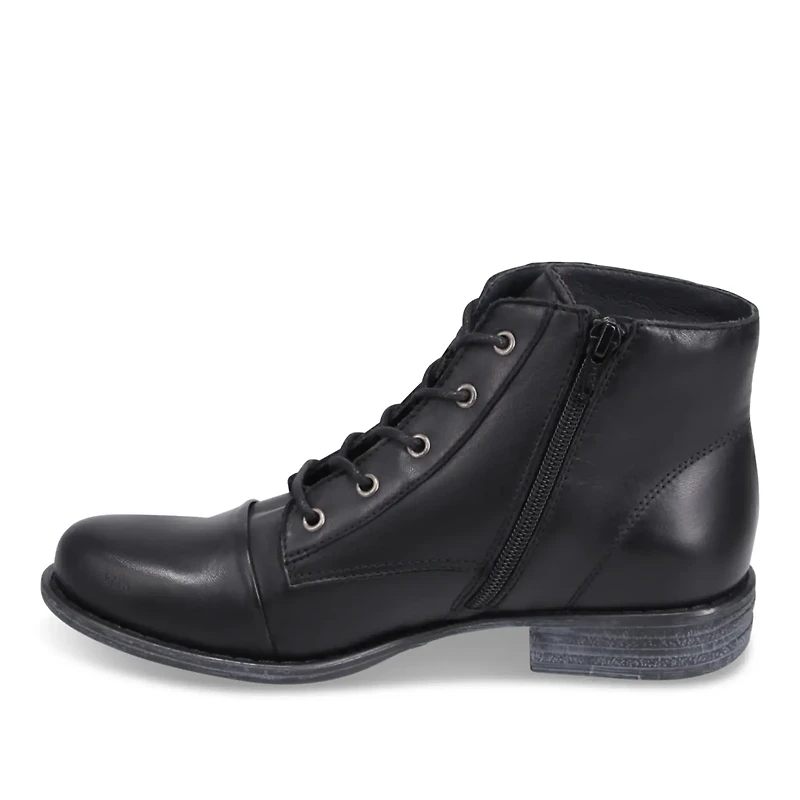 MIZ MOOZ Lyonne Lace Bootie BLACK