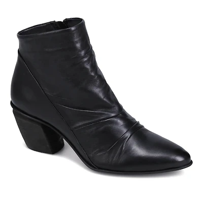MIZ MOOZ Jeanie Heel Bootie BLACK