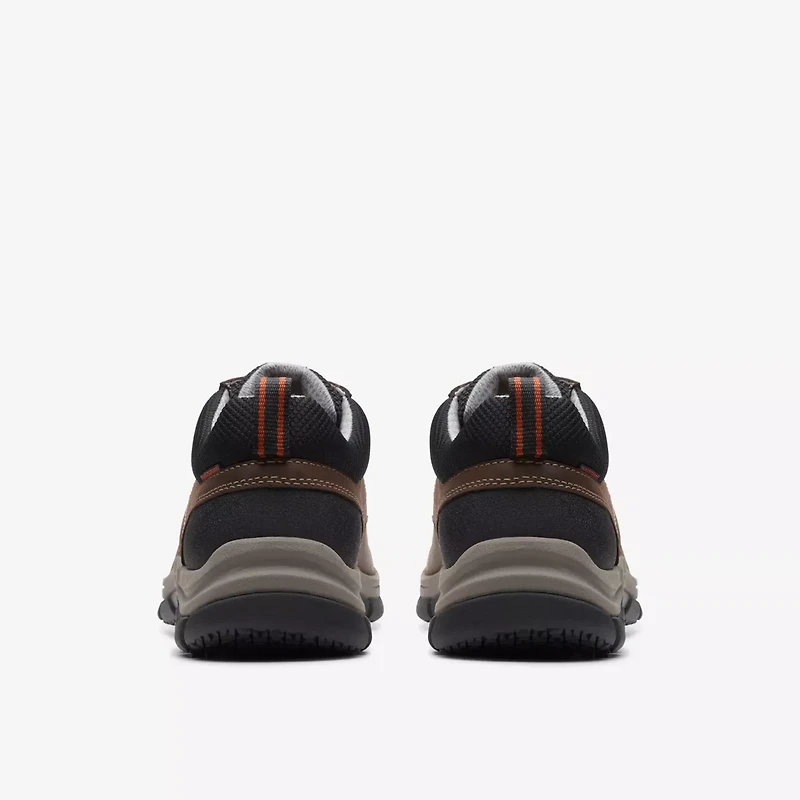 CLARKS Walpath Low 26175422 BROWN