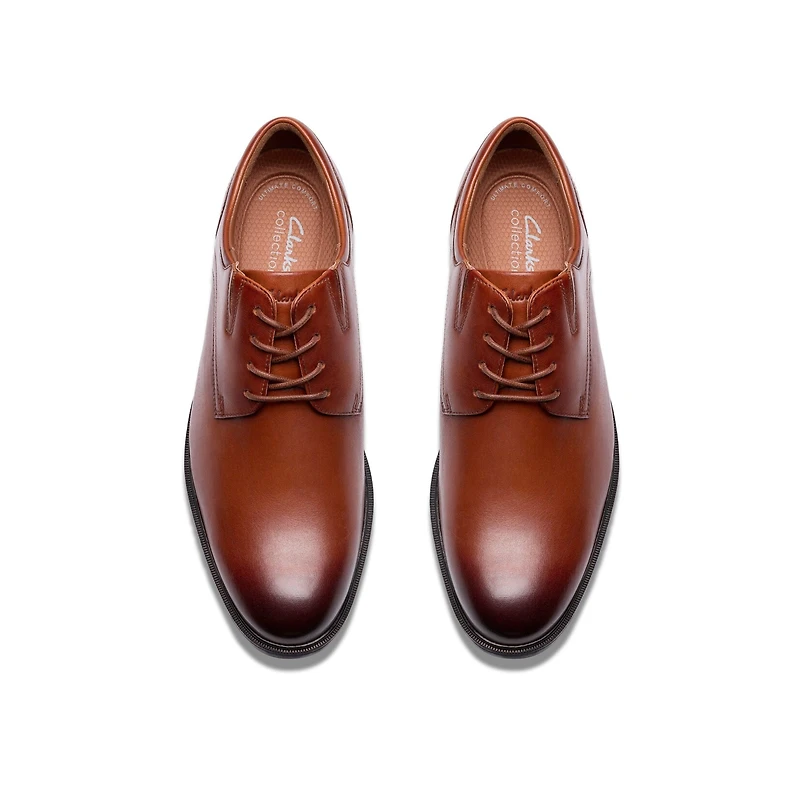 CLARKS Steadwell Lace