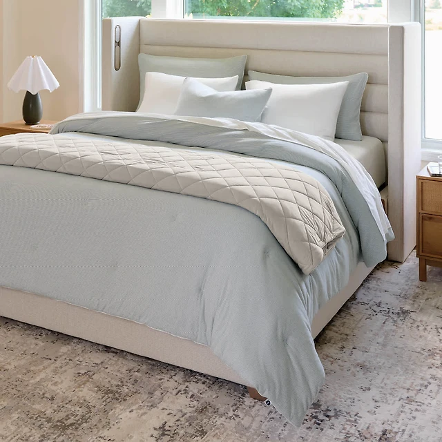 Cozy comforter set