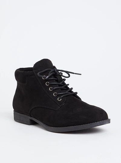 Lace-Up Bootie (WW)