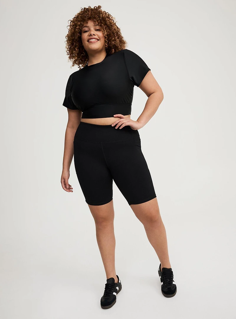 Active Wireless Cropped Short Sleeve Rashguard