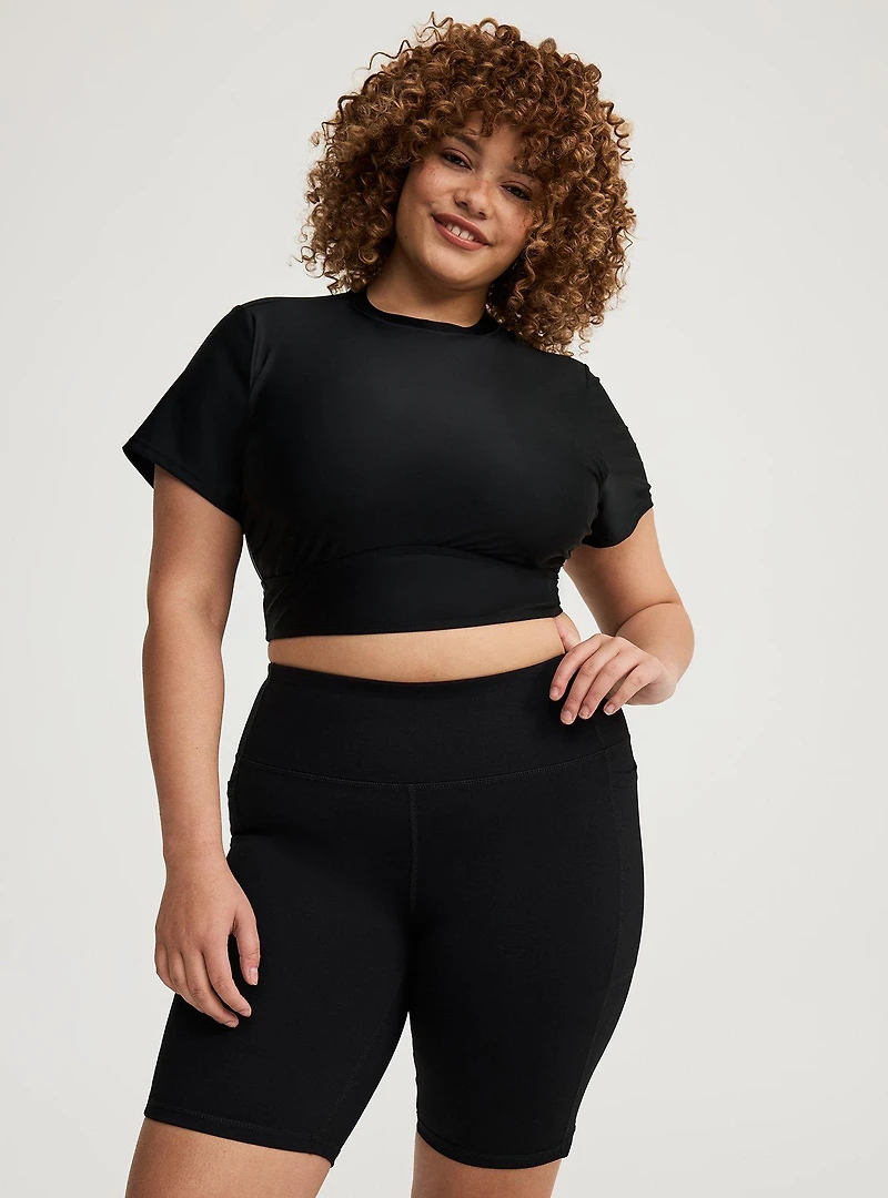Active Wireless Cropped Short Sleeve Rashguard