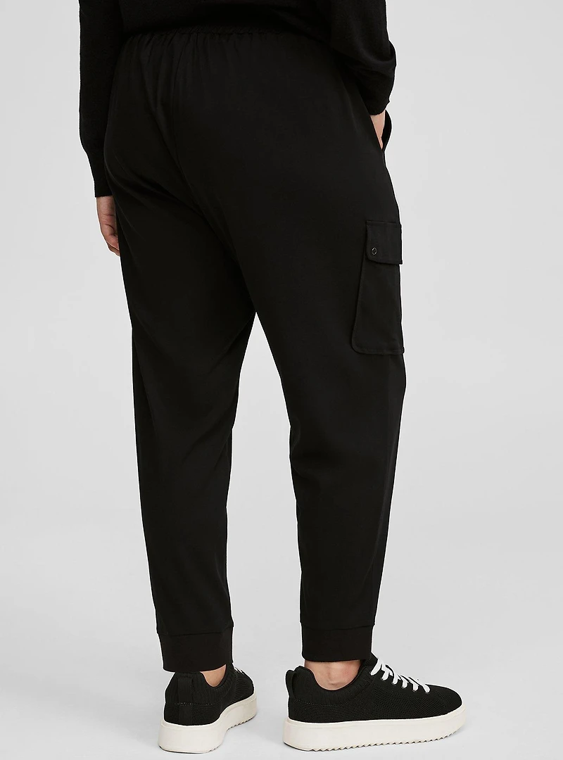 Relaxed Fit Cargo Jogger