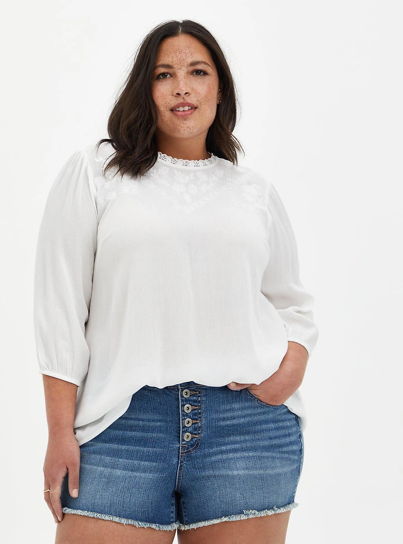 White Crinkle Gauze Embroidered Blouse