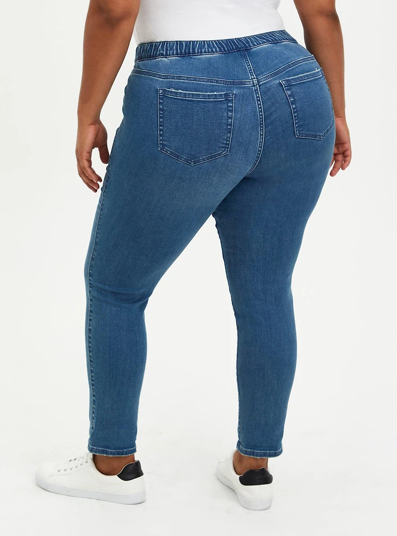 Pull-On Boyfriend Straight Super Soft Mid-Rise Jean