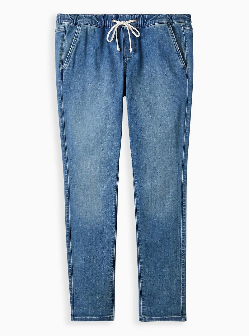 Pull-On Boyfriend Straight Super Soft Mid-Rise Jean