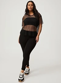 Crop Signature Keyhole Legging