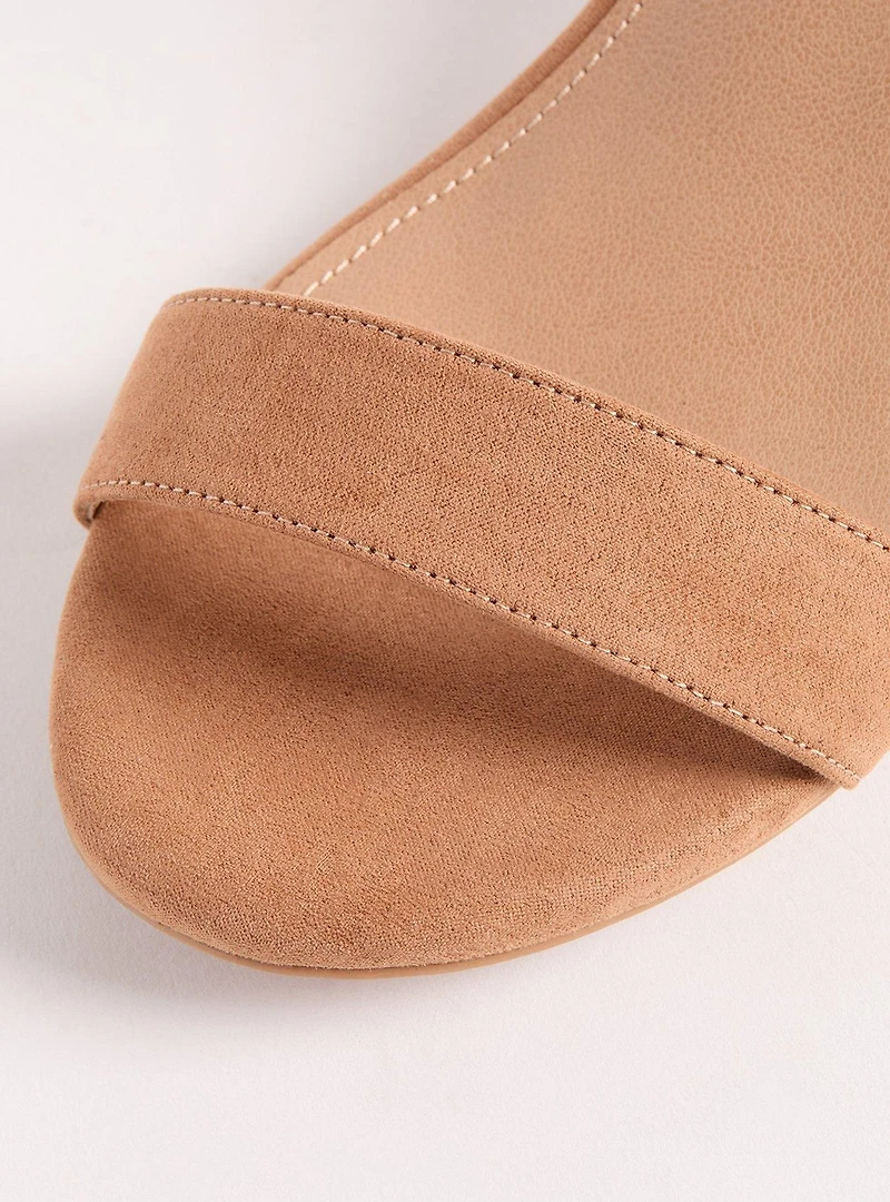 Ankle Strap Block Heel (WW