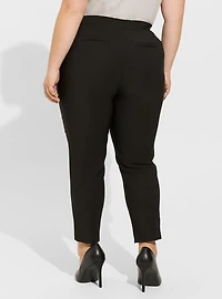 Pull-On Relaxed Taper Pant