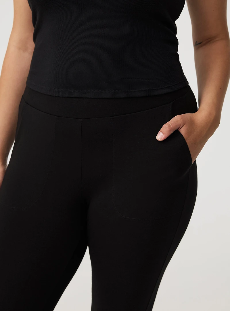 Capri Pocket Legging
