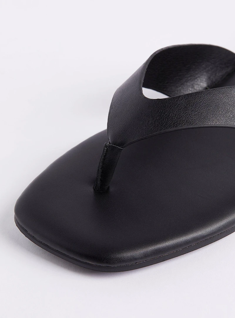 Square Toe Flip-Flop (WW